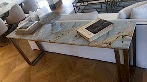 Dressers VII																						 Table															
														