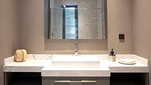 Villa Upscale																						 House Bathroom								 Lilac							
														