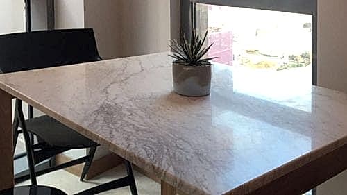 Calacatta Lucina Table																						 Table															
														