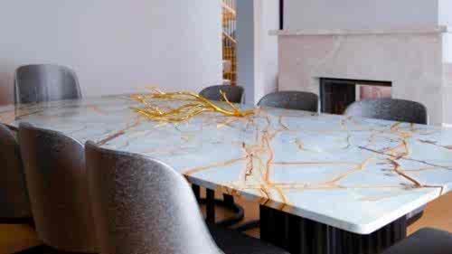 Blue Roma II																						 Table															
														