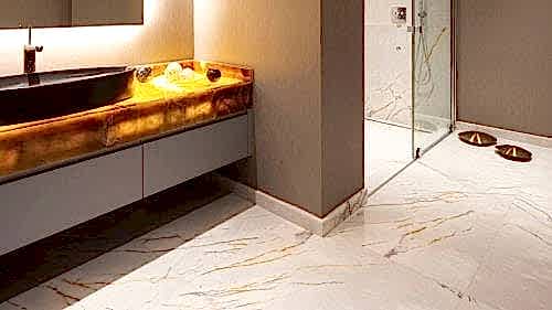 Lilac and Onyx Villa																						 House Bathroom Flooring								 Lilac Honey Onyx							
														