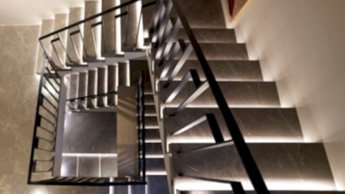 Villa Stairs																						 Flooring								 Affumicato							
														