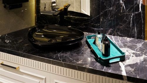 Black Diamond Bathroom																						 Other Bathroom								 Black Diamond							
														