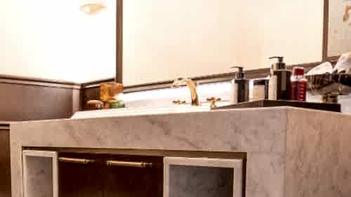 Carrara Bathroom																						 Bathroom Flooring								 Carrara							
														